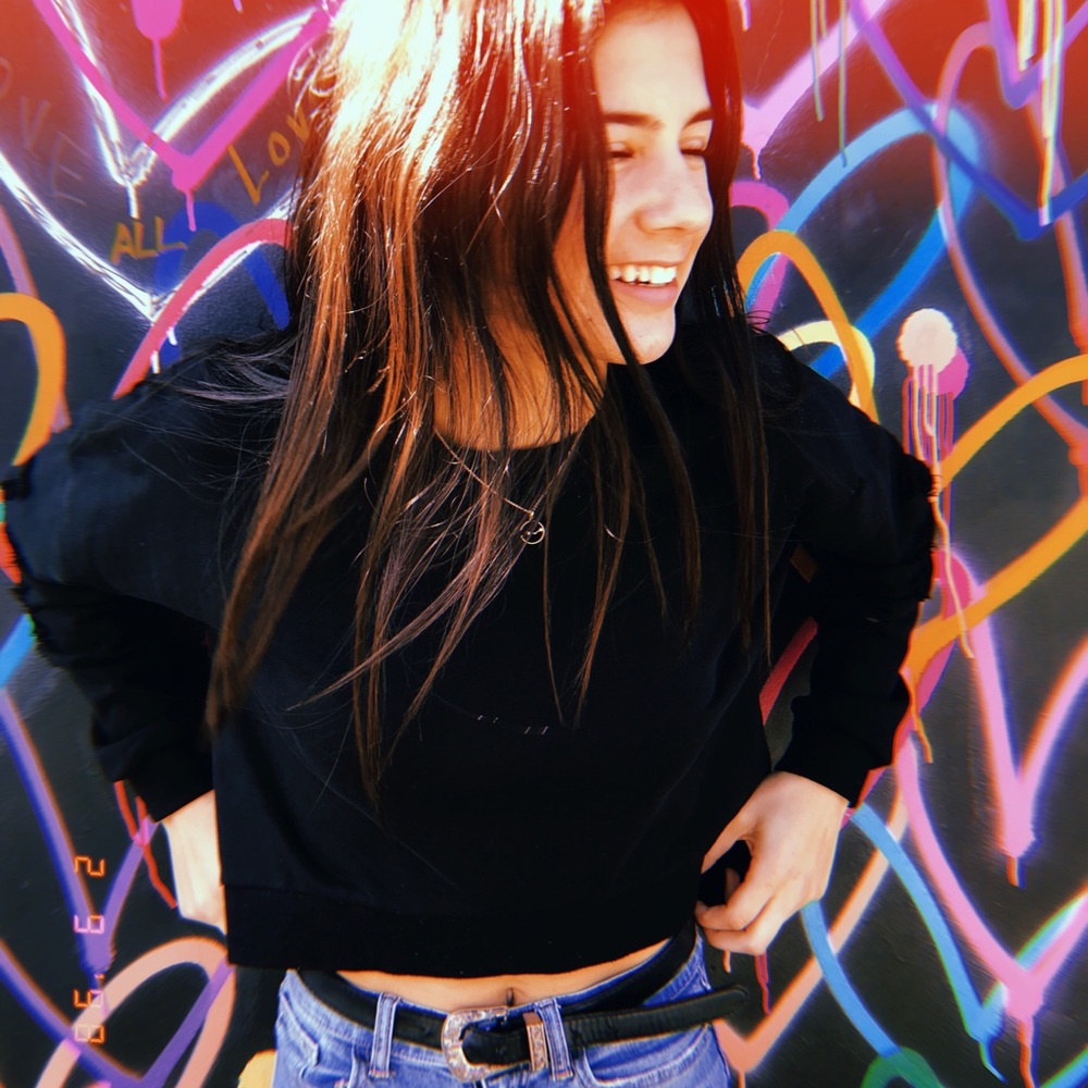 Meet your Posher, Mia